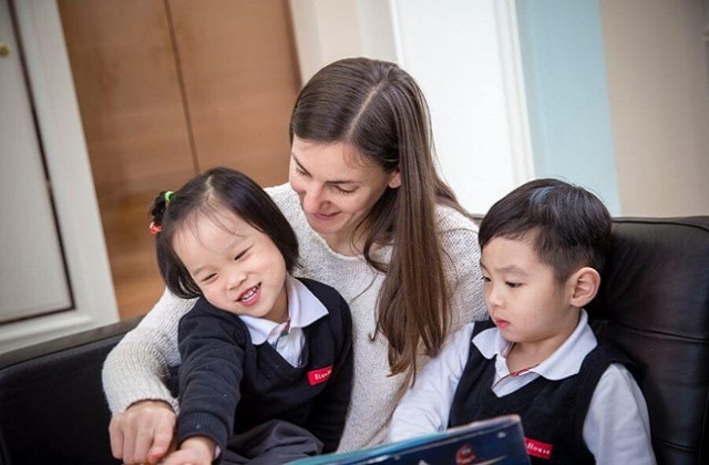 Literacy derives itself from oral skills as much as from reading and writing. The ability to communicate using language and articulate oneâ€™s thoughts and feelings lays the foundation for oral language skills. 