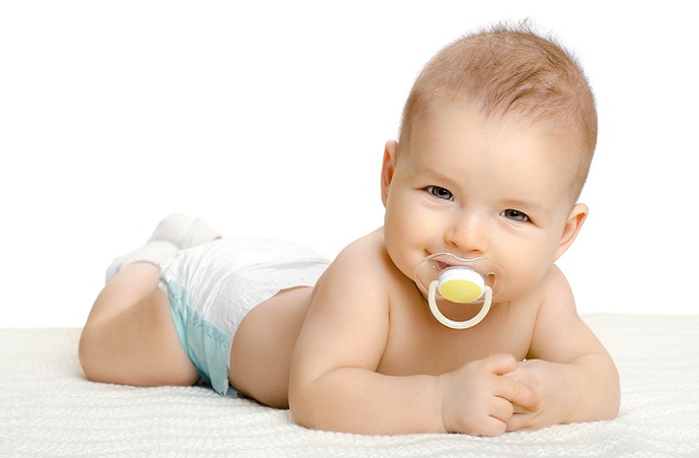 宝宝成长指标：第八个月/