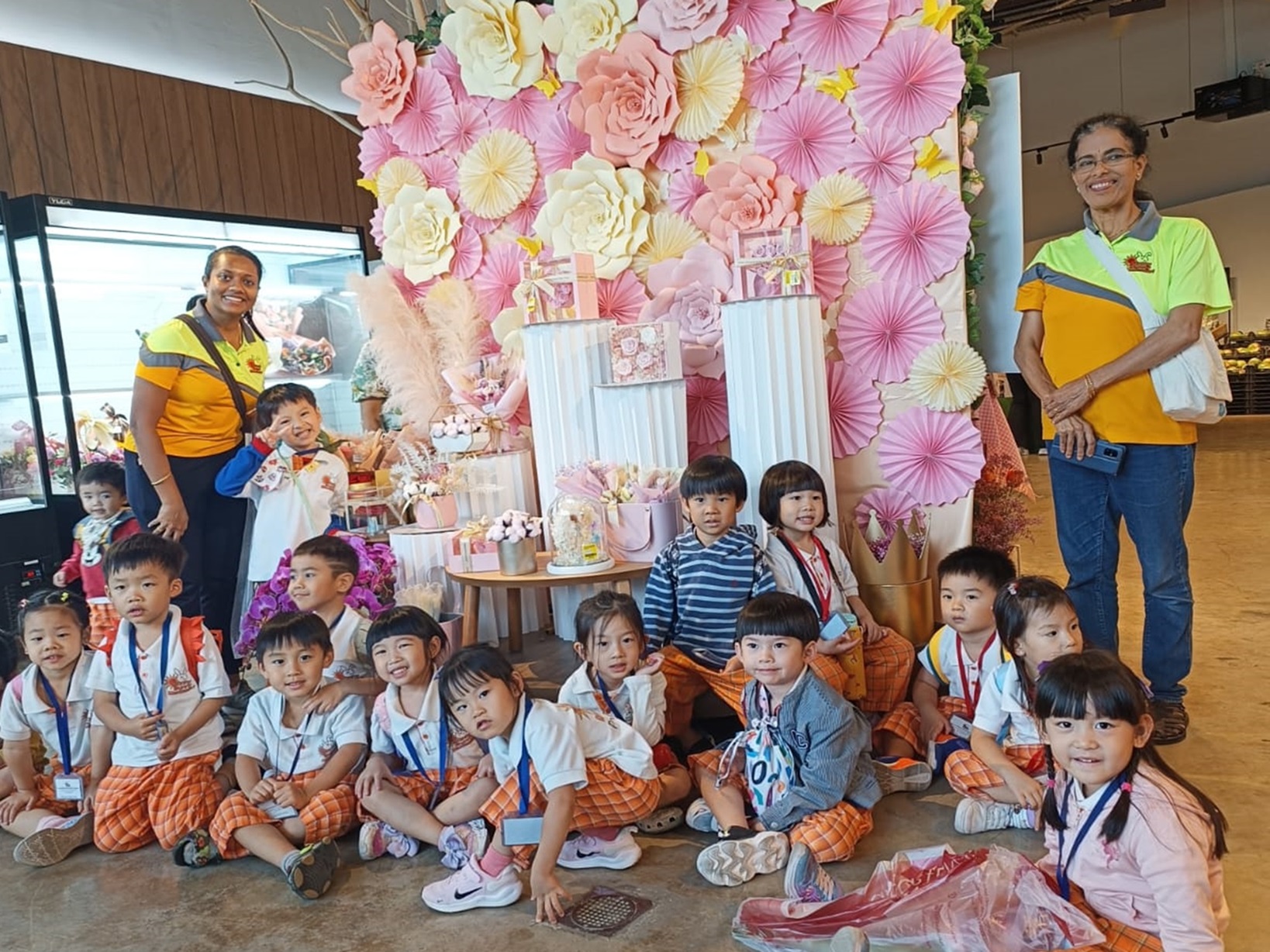 Sunny Bunny Montessori school Tour