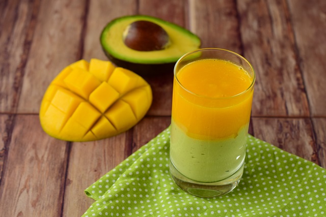 Creamy avocado mango mousse for 8 months to 10 months old baby