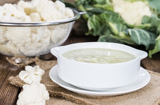 Cauliflower Soup:supplementary food for 9 months old. Ingredients, cooking method and preparation for cauliflower soup. 