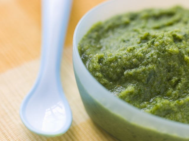 Sauteed spinach baby food for 8 months to 10 months old baby